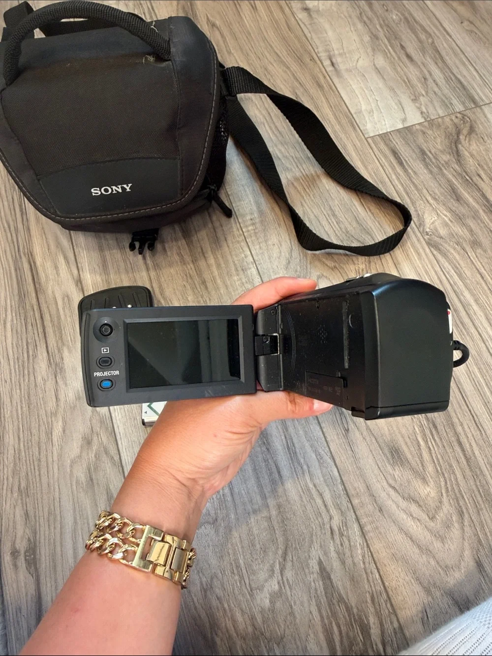 Sony Black HD Handycam HDR-PJ440 Camcorder with Carry Case and Battery